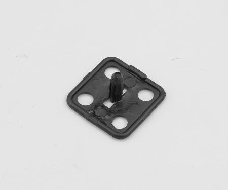 Detroit Muscle Technologies GM PLASTIC 1-1/2" sq Hood Insulation Pad Clip Retainer also C Body Splash Shield Clip GM389809