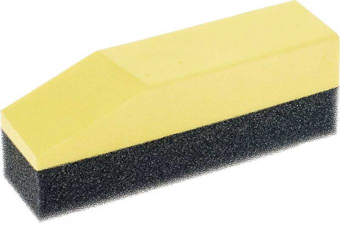 OER 1-1/2" X 5-1/2" Foam Applicator with Yellow Foam Grip for Dressing K89460